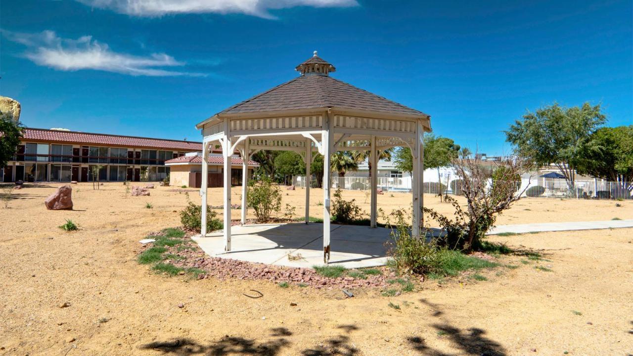 G T Hotels Inn & Suites Extended Stay Victorville Buitenkant foto